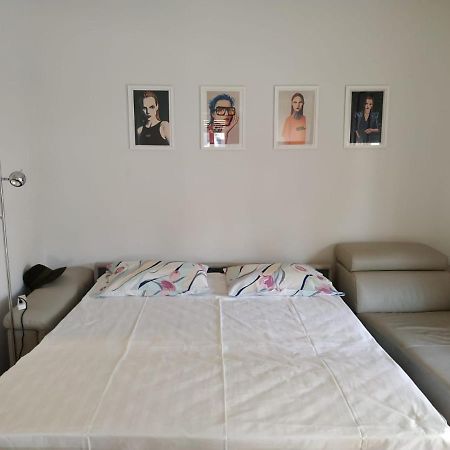 Fully Renovated, Family-Friendly Apartment, Next To A Huge Green Park, In Athens Center Kültér fotó