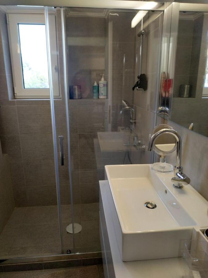 Fully Renovated, Family-Friendly Apartment, Next To A Huge Green Park, In Athens Center Kültér fotó