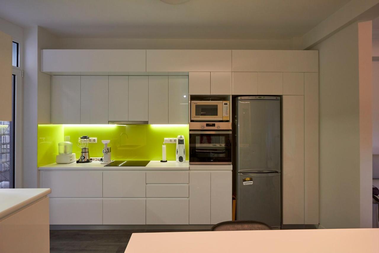 Fully Renovated, Family-Friendly Apartment, Next To A Huge Green Park, In Athens Center Kültér fotó