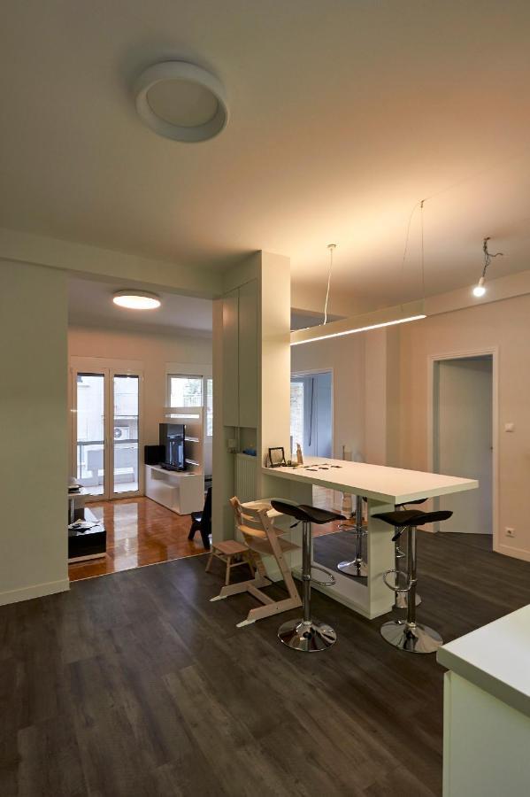Fully Renovated, Family-Friendly Apartment, Next To A Huge Green Park, In Athens Center Kültér fotó